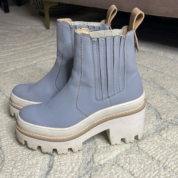 Brantano Baby blue booties - Picture 1 of 4
